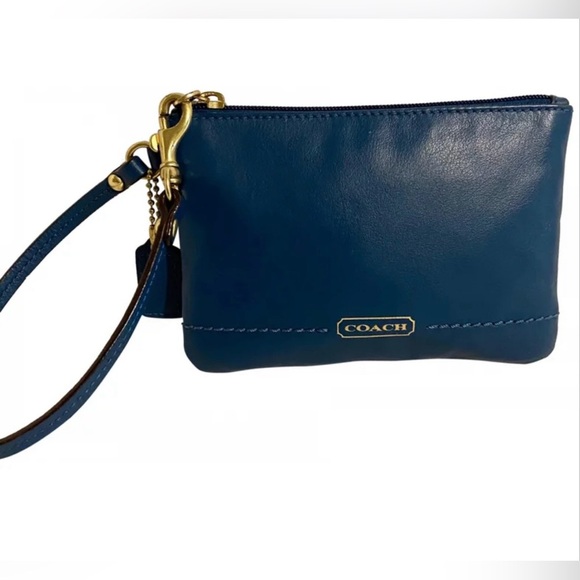Coach vintage blue leather wristlet - Picture 1 of 6